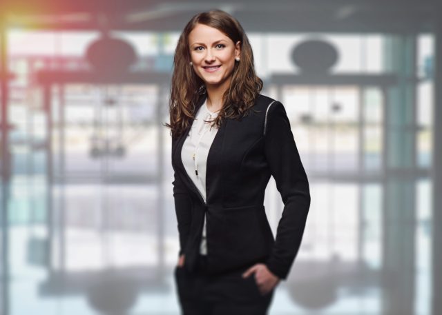 what to wear to court - woman